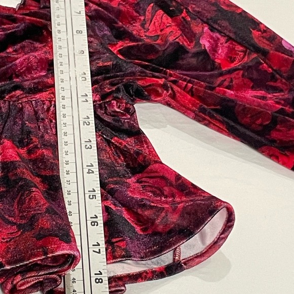 NWT Chelsea & Violet Red Floral Blouse Size Large‎ - Picture 8 of 11